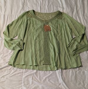 Kori Flowy Top Size L NWT
